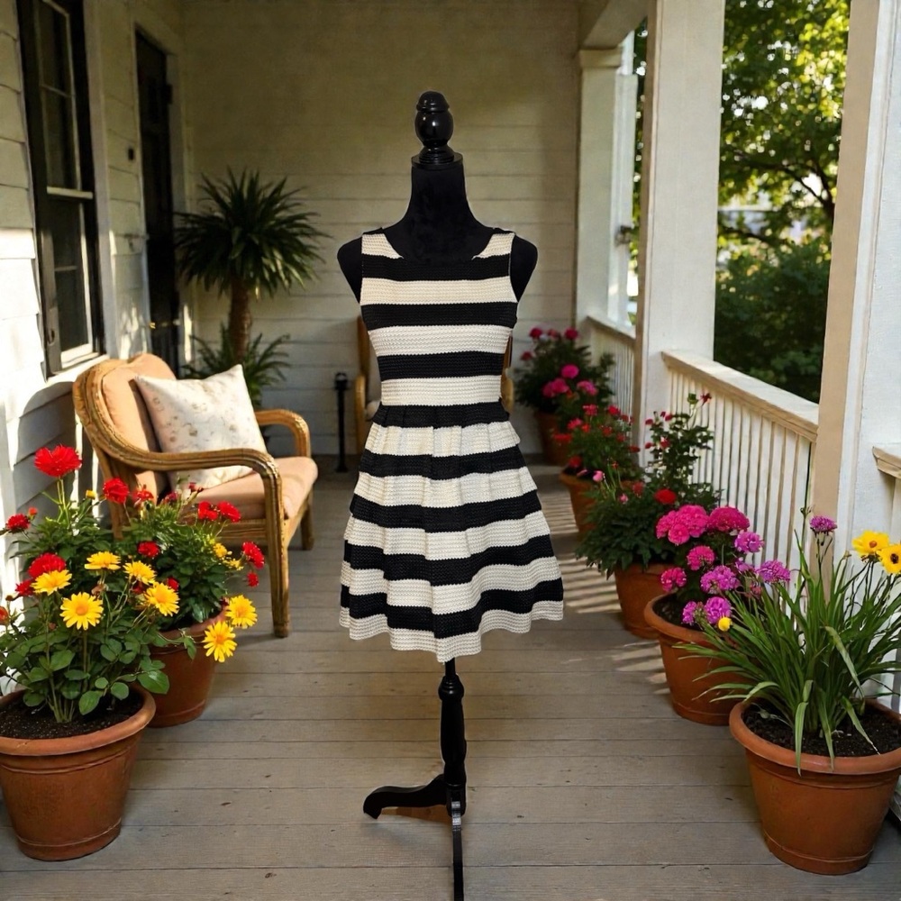 Jun & Ivy Dress
